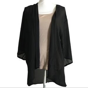 Escalier black open front sheet top. Sz Medium. New